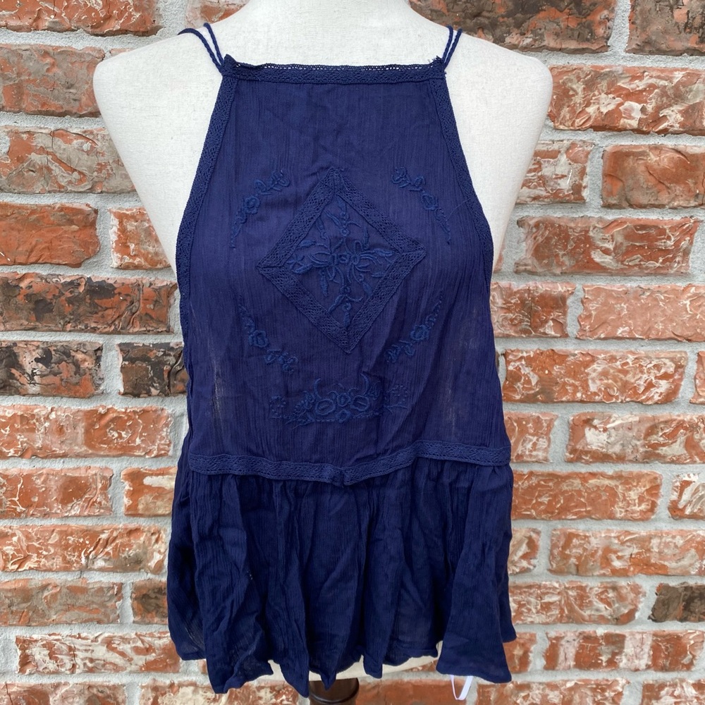 NWT Love Culture navy, embroidered, backless top / L